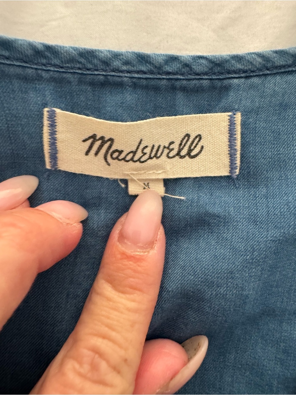 Madewell Denim-Blue V-Neck Short Sleeve Tee - Picture 2 of 3